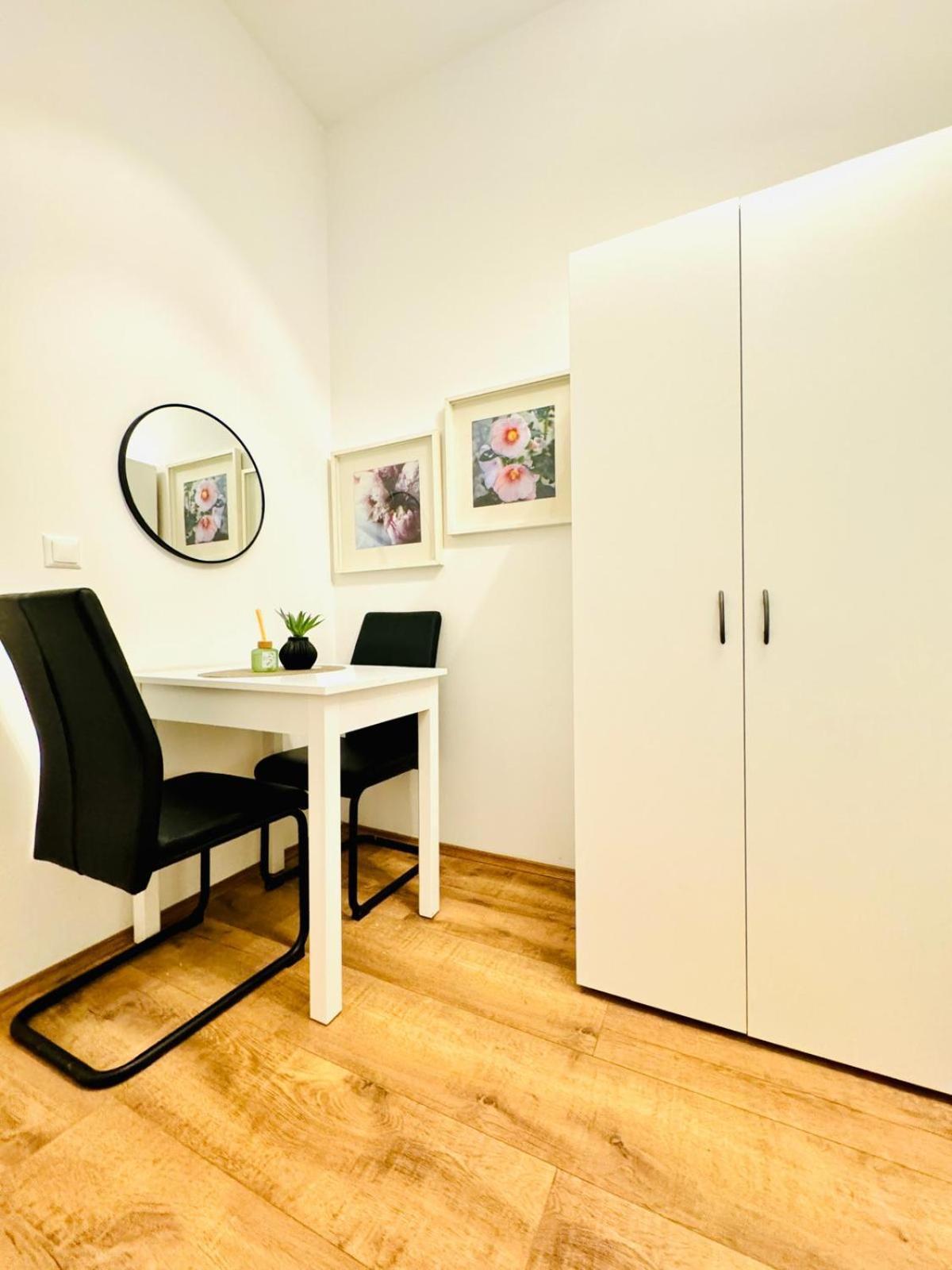 Appartamento Charming 5br Shared Apt, Minutes From Atzgersdorf *